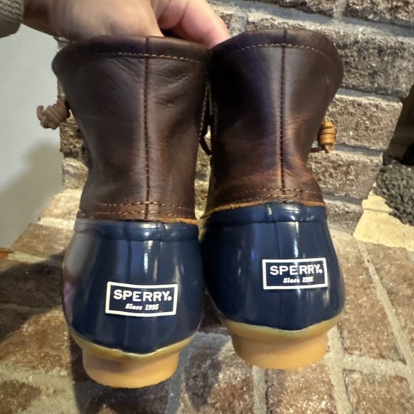 Sperry Women's Saltwater Duck Boot Tan/Navy Size 9 - Picture 5 of 16